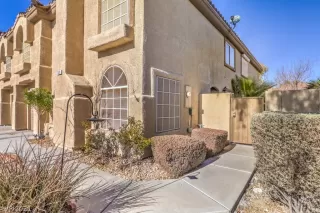 Photo #3: 2258672 Listing 