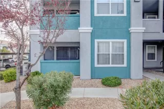 Photo #1: 2258675 Listing