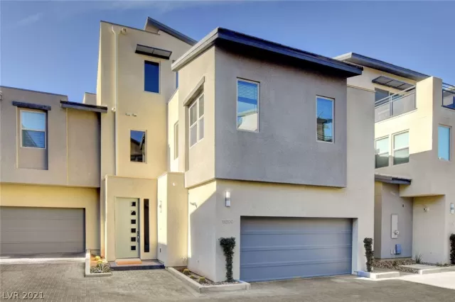 MLS: 2258691 Condo For Sale