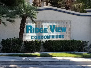 Photo #1: 2258698 Listing