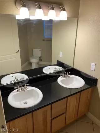 Photo #6: 2258766 Listing 