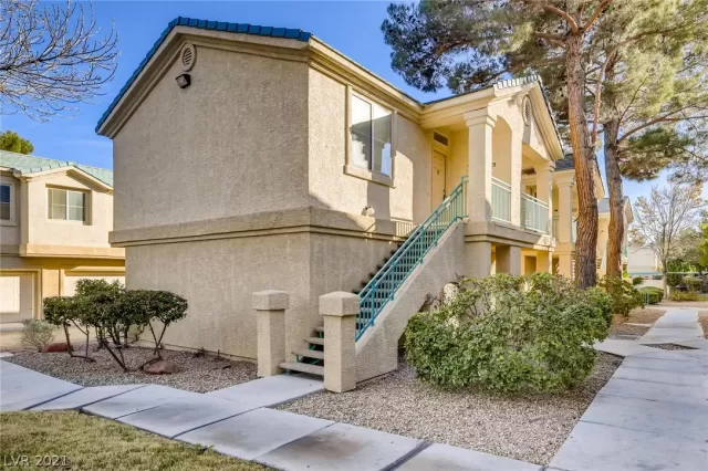 MLS: 2258775 Condo For Sale