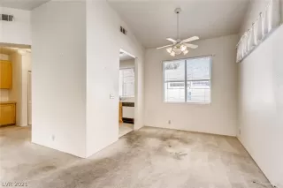 Photo #3: 2258775 Listing