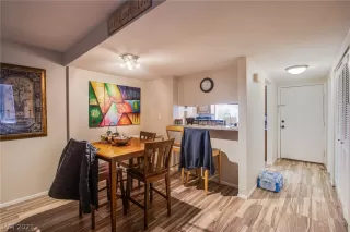 Photo #1: 2258809 Listing 