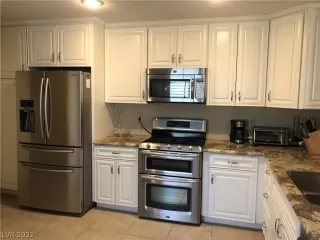 Photo #1: 2258904 Listing 