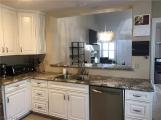 Photo #3: 2258904 Listing 