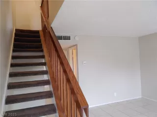 Photo #2: 2258921 Listing 