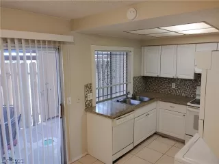 Photo #3: 2258921 Listing 