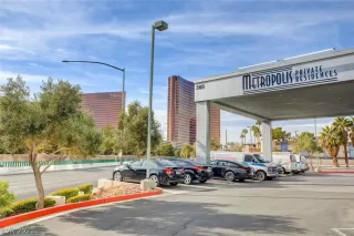 Photo #1: 2258934 Listing