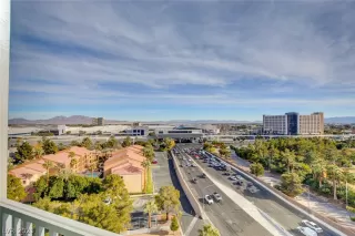 Photo #3: 2258934 Listing