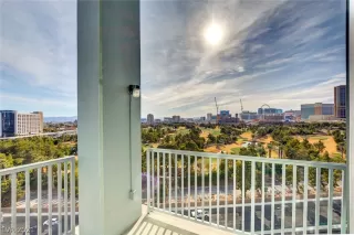 Photo #4: 2258934 Listing