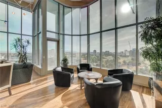 Photo #6: 2258934 Listing