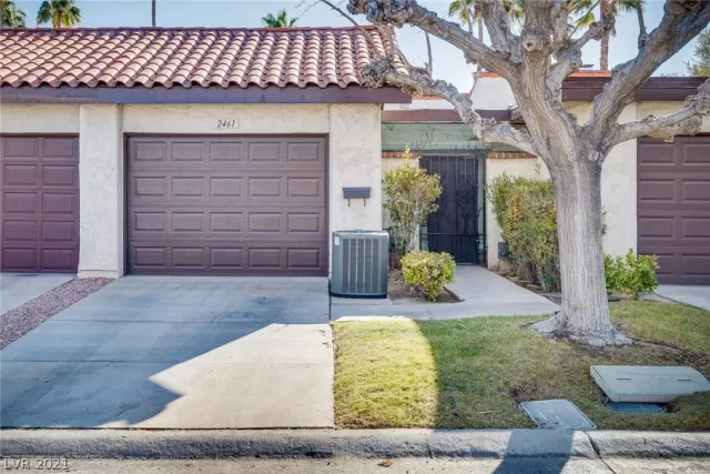 MLS: 2258952 Condo For Sale