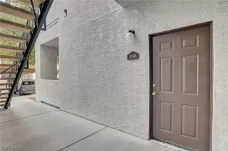 Photo #2: 2259000 Listing 