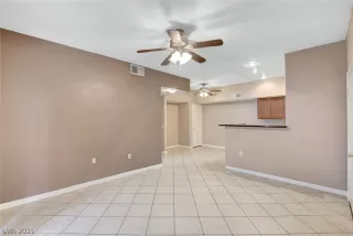 Photo #6: 2259000 Listing 