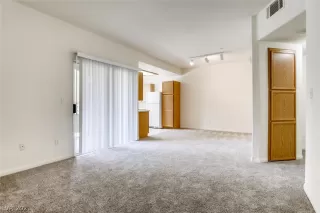 Photo #1: 2259029 Listing