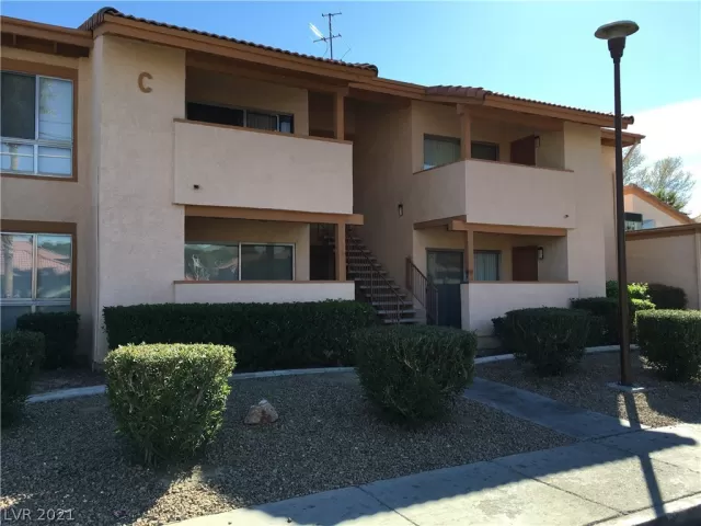 MLS: 2259049 Condo For Sale