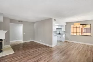 Photo #6: 2259061 Listing 