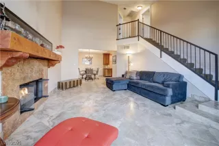 Photo #4: 2259110 Listing