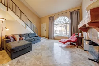 Photo #6: 2259110 Listing