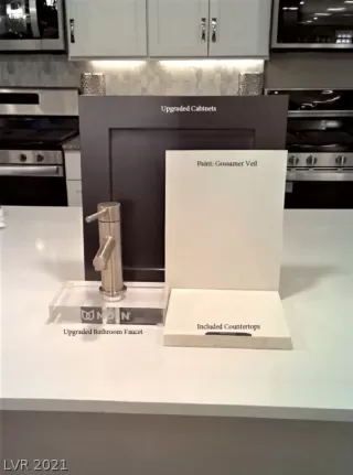 Photo #1: 2259115 Listing