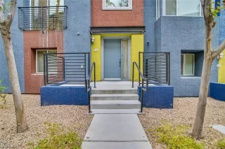 Photo #3: 2259124 Listing