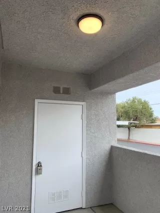 Photo #2: 2259154 Listing