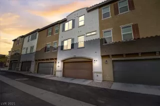 Photo #1: 2259169 Listing