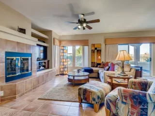 Photo #4: 2259307 Listing 