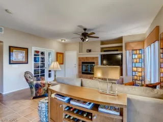 Photo #5: 2259307 Listing 