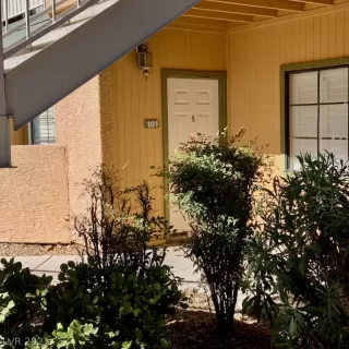 Photo #4: 2259316 Listing