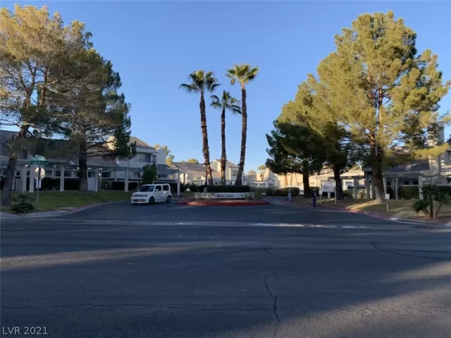 MLS: 2259362 Condo For Sale