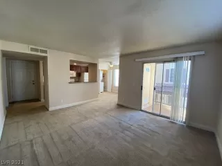 Photo #2: 2259369 Listing