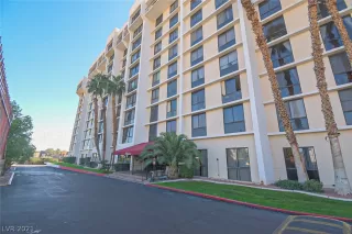 Photo #2: 2259377 Listing