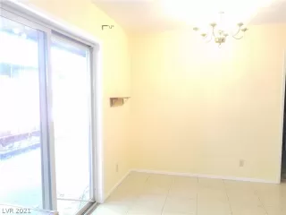 Photo #3: 2259418 Listing 