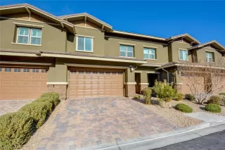 Photo #1: 2259423 Listing 