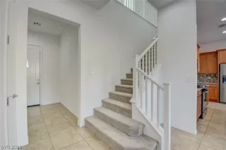 Photo #4: 2259423 Listing 