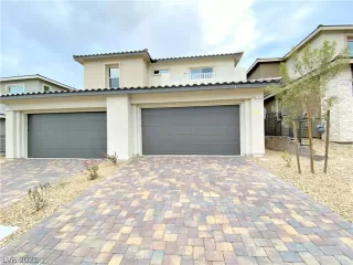 Photo #1: 2259471 Listing 