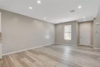 Photo #5: 2259471 Listing 