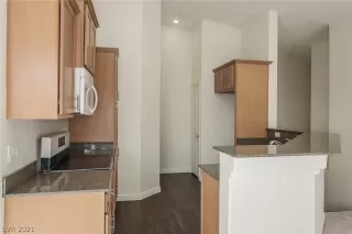 Photo #1: 2259511 Listing