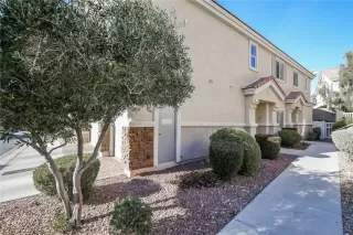 Photo #4: 2259511 Listing