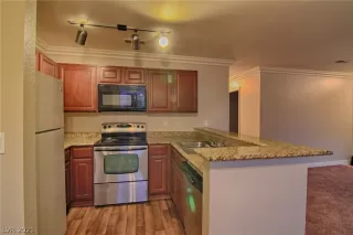 Photo #4: 2259519 Listing 