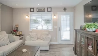 Photo #5: 2259521 Listing 