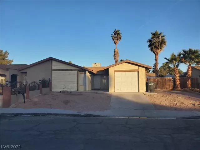 MLS: 2259526 Condo For Sale