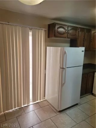 Photo #4: 2259588 Listing