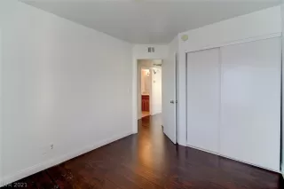 Photo #2: 2259595 Listing 