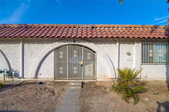 MLS: 2259602 Condo For Sale