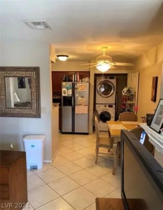 Photo #1: 2259618 Listing