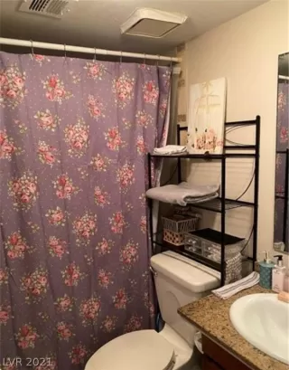 Photo #3: 2259618 Listing