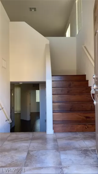 Photo #1: 2259619 Listing 